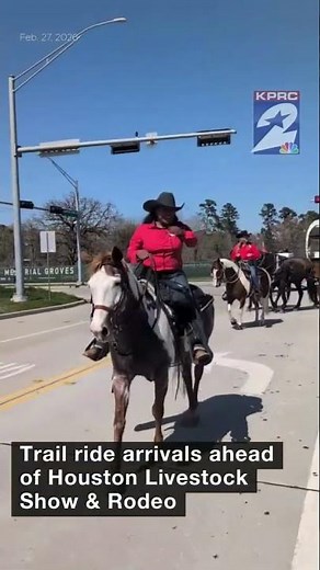 Rodeo Trail Ride Arrivals! 🐴