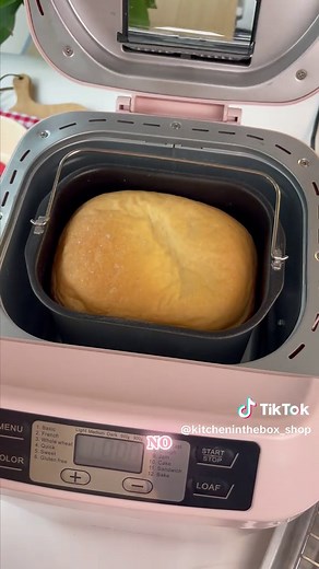 Craving fresh, homemade bread without the hassle? Our Kitchen in the Box Bread Maker is your perfect companion! 🥖 Just add your ingredients, press start, and let the machine handle the kneading, proofing, and baking. From soft white bread to hearty whole grain loaves, it's all possible with just one click! 🎯 ✨ 12 functions, 13-hour delay timer, automatic ingredient dispenser, making baking simple and convenient! 🍞 Non-stick inner pot, easy to clean—saving you time and effort! Perfect for fami