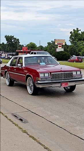 1977 Buick LeSabre Classic Car Drive By Engine Sound Telegraph Cruise Taylor 2025