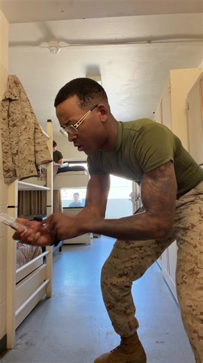 Who is that? #fyp #trending #fypシ゚viral #fun #funny | tiktok with people dancing