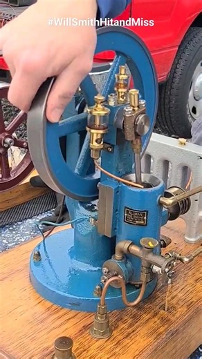 Allman Inverted Model Engine startup #modelengine