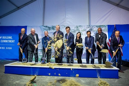 Mass. could use eminent domain to seize old Norwood Hospital land