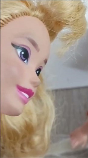 Annia Wakes Up Disney Princess Sleeping Beauty! #frozen #disneyprincess