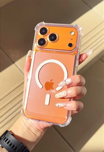 Clear,slim, and tough enough for the iPhone 17 Pro Max.#iphone17promax #clearcase #magsafecase #antiyellowcase #viral