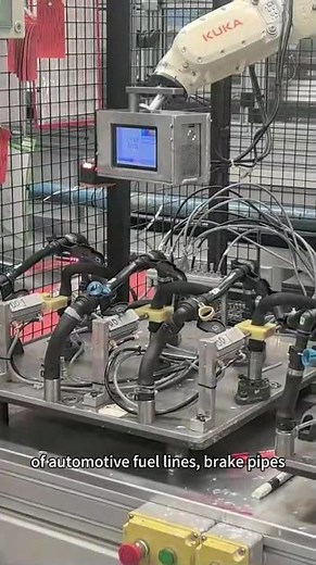 L5 fiber laser machine with robot arms marking on automotive parts production line #robot #robotarm