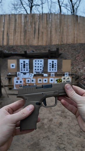 HS H11 Pro a.k.a Springfield Hellcat Pro. Prezentacja broni i strzelanie POV.