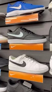 Classic tennis vibes meet modern comfort in the Nike Court Royale. These trainers are perfect for the streets or the court. Timeless appeal, redefined by Nike! 👟 🎾 https://bit.ly/4hSrXpC 🎾 #Nike #nikecourtroyal #whitetrainers #shoeshop | Wynsors