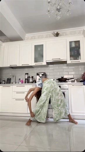 👻👻 #horror #contortion #flexibility #flexible #stretching #scary