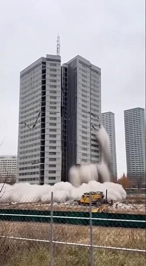 Full Building Collapses in 10 Seconds 😱💥 | Shocking Demolition Caught on Camera! 🏢🔥