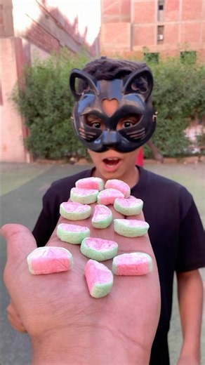 قطع البطيخ 🍉😋والحظ السيء🏃🥹
