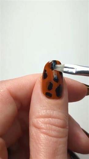 Tortoise Shell Tutorial 🐢🤎🎥 #nails #shiningnails #nailart #simplenails #nailtutorial #ytshorts #fyp