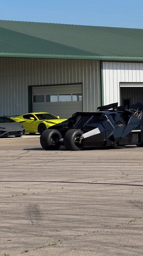 When you’re in the middle of the Ferrari F6 photoshoot and the Tumbler Bat Mobile shows up 🦇 #gasmonkeygarage #gasmonkey #batman