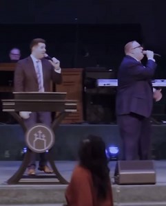 Calvary Tabernacle in Indianapolis singing “I Gotta Song” (James Wilson). #UPCIMusicMinistry | UPCI Music Ministry