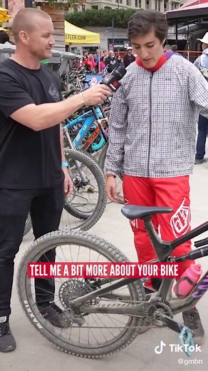 The Canyon Torque has to be a go-to choice when it comes to bike park riding! Check out this Super Nice rig! #gmbn #mtb #canyon #whistler #bikepark