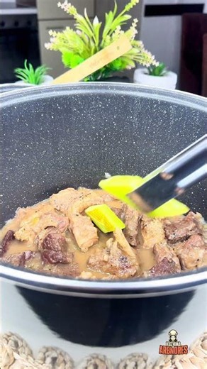Gjellë me mish dhe presh – recetë e vjetër