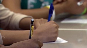 Bill would keep school performance grades on 15-point scale