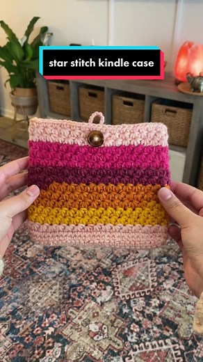 Crochet Kindle Cover Tutorial: Star Stitch Design