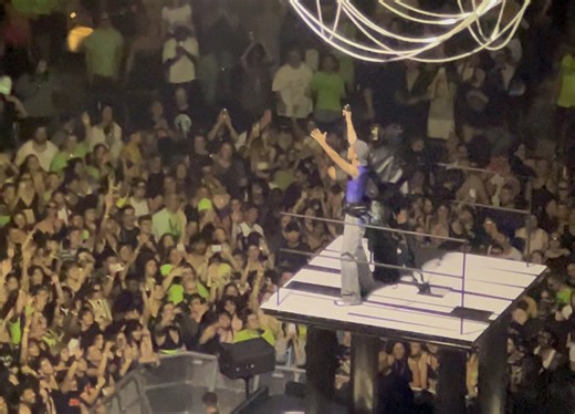 1999(Troye Sivan ft. Charli xcx) Toronto N1