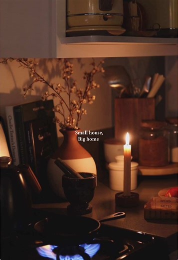 Small homes filled with intention and love… #slowliving #cozyathome #fallvibes #romanticizeyourlife #fy