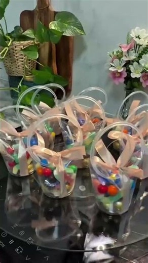 🎁 BOLSITAS para CUMPLEAÑOS con VASITOS DE PLÁSTICO 😍 ¡Fáciles, económicas y hermosas!
