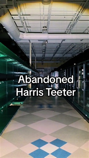 Abandoned Harris Teeter grocery store closed permanently — urban exploration