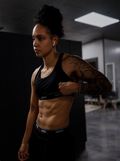 Kari 🇩🇴 | Progress looks good on me @woxer sports bra and boxers || S Make it look good on you with my 1:1 online coaching Link in bio 🔗 #masc... | Instagram