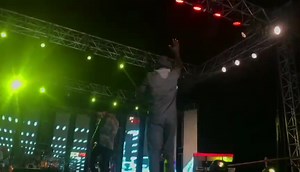 MAKKAN J  live show place de la nation ex Obélisque ️️ . . . #Nguur #PolitikiMenteur️ #MakkanJ #Sénégal #Africa #FassMbao | Dakar_reggae_tv | Facebook