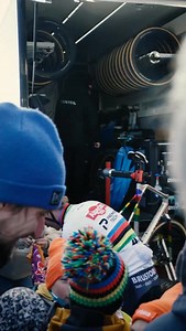 Snow in “The Kuil”. Fans roaring. In Zonhoven, @mathieuvanderpoel fedd off the crowd and rose above the chaos. #AlpecinPremierTech #CXWorldCup #MVDP | Alpecin-Premier Tech