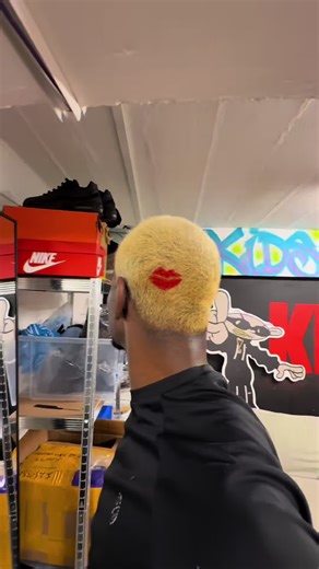 DIY Bleach and Hair Dye Tutorial for Valentine's Day