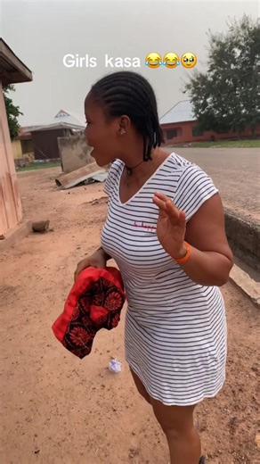 Akua Bronii vs Atakwe: The Ultimate Freestyle Rap Showdown