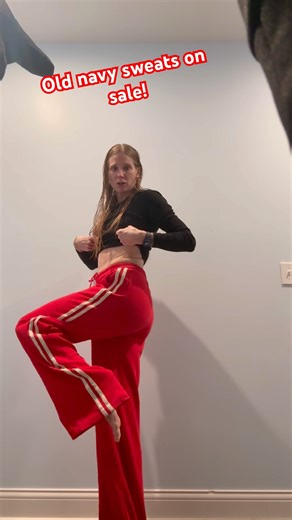 Old Navy! Sweatpants that are too long on my 5’8” body! #winner #oldnavy