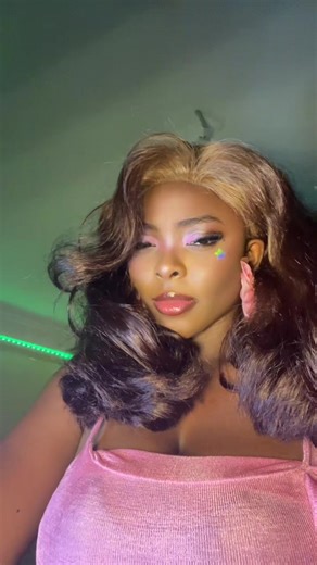 Understanding Seductive Gestures in Social Settings