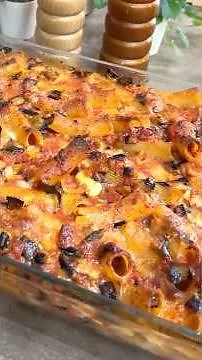 Baked pasta with aubergines and smoked provola cheese