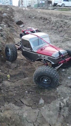 Rc crawler Bashing off-road!