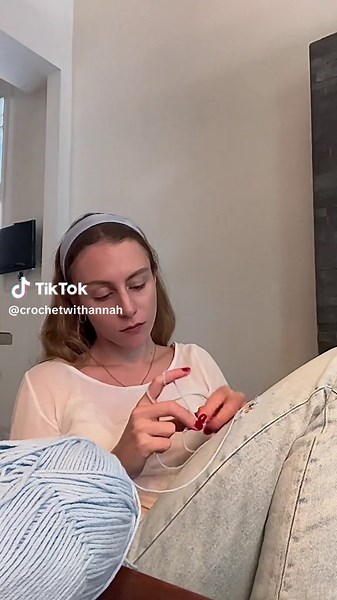 Quickest crochet project ever and they turned out so cute, don‘t you think?💙 #cochetersoftiktok #crochettiktok #crochetinspiration #crochetideas #crochetcoaster #easycrochet #crochetforbeginners #learntocrochet #crochettok #crochetpattern