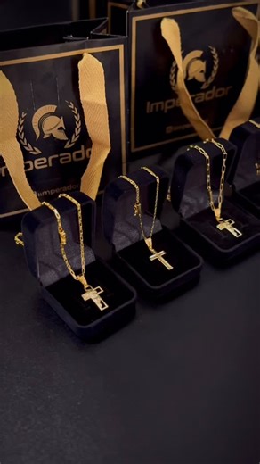 IMPERADOR ⚜️ on Instagram: "Damos 1 ano de garantia 🥇 ⚠️COMPRE SEM SAIR DE CASA ⚠️ Fazemos entrega em São Luís e Fortaleza enviamos para todo brasil ✅ Aceitamos cartões de crédito e pix ✅ Vendemos em atacado também 🥇 Mande print no nosso WhatsApp (98)9985117137 (98) 985208760 (85)994135350 e finalize sua compra ⚠️ ⚜️Nosso objetivo é sua satisfação ⚜️ #camisaatacado #atacadomasculino #atacado #saoluis #maranhão #modamasculina #raposa #ribamar #comprasonline #saojosederibamar #imperatriz #balsas