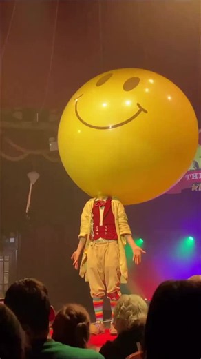 Smart Robot Dance Trend: BalliBot Mogis AI Robot Vibes