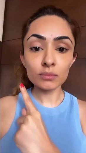 Risorius Muscle Tightens in 20s, relaxes 35-45, sags post-menopause.