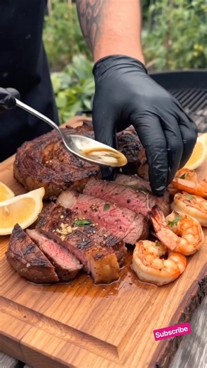 Steak & Shrimp with Butter 🔥🥩🍤 | Juicy & Perfectly Grilled #steak #shrimp #prawns