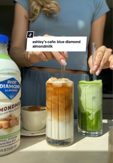 Ashley's Cafe: Blue Diamond Almondmilk Froth