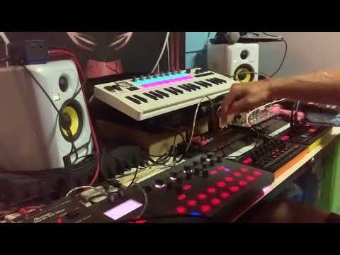 R:ON - Acid House Session / Live Hardware Jam