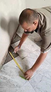 A simple way to cut ceramic tiles at 45-degree angles