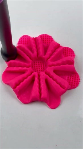 Clay molding amazing #molding #creativeclayideas #clayart