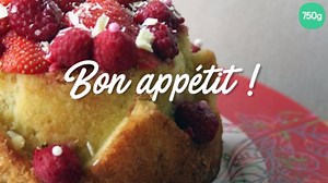 Recette Cake quatre-quarts aux fruits rouges - 750g.com