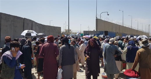 Scores of Afghans who helped U.S. are barred entry