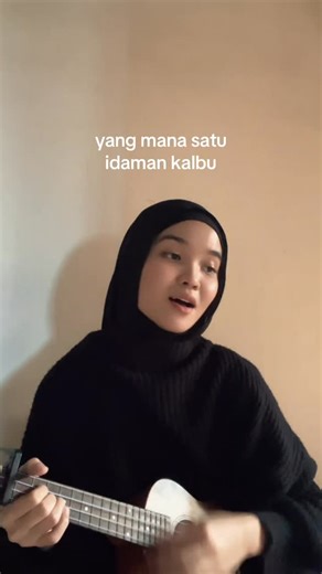 S. Yunadia on Instagram: "yang mana satu idaman kalbu — #PRamlee #Saloma"