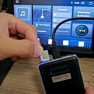 S31 Insert the SIM card correctly