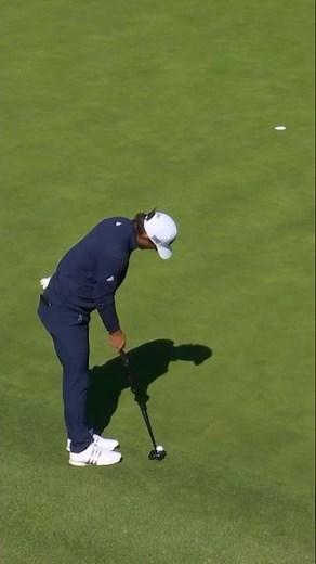 22-foot putt? No problem for Penge 🤲