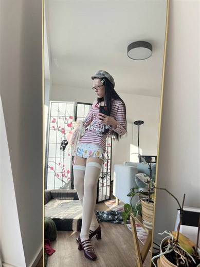 Vintage Fashion Inspiration: Stylish Skirt Looks