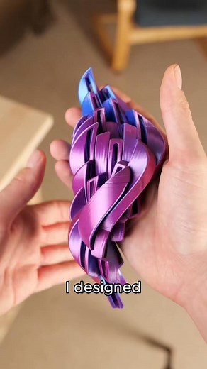 Watch The Magic Flow!🥹This 3D-printed fidget ball looks like liquid in your hands. Squish it to melt stress & boost focus. The most satisfying sensory toy is here!✨🌀 https://t.site/4hY3YWn | Willingjam